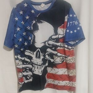 Patriotic Skull Graphic T-Shirt